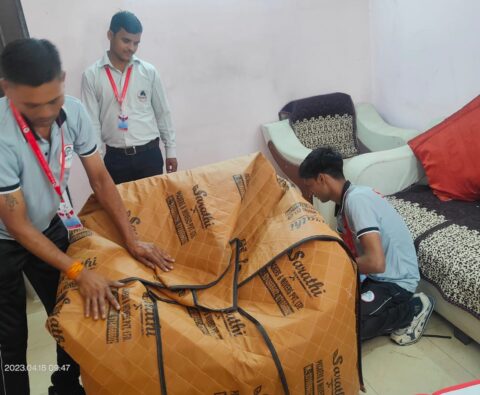 A Comprehensive Guide to Choosing the Right Mover in 2025 1 packer and mover in Ghaziabad 2